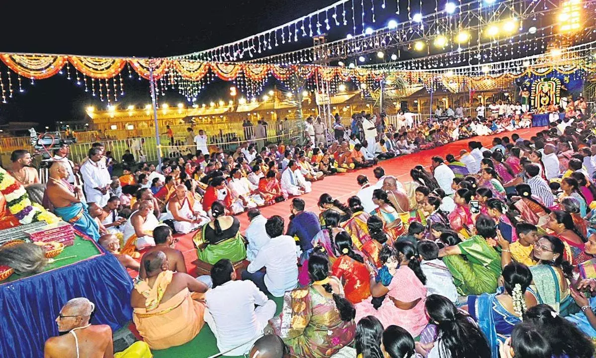 Yadadri: ఘనంగా ఎదుర్కోళ్లు ఉత్సవం