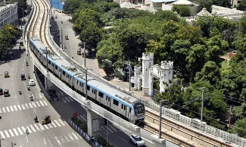 Shamshabad: ఎయిర్పోర్ట్ మెట్రో..పెన్ మార్కింగ్ సర్వే పూర్తి Shamshabad: ఎయిర్పోర్ట్ మెట్రో..పెన్ మార్కింగ్ సర్వే పూర్తి