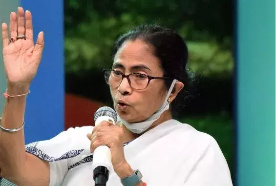 Mamata Banerjee : ఒంటరిగానే పోటీ Mamata Banerjee : ఒంటరిగానే పోటీ
