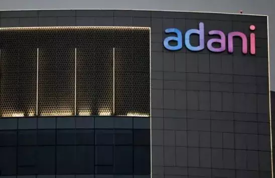 Adani Group : కంపెనీ వాటాలను అమ్ముతున్న అదానీ సంస్థ Adani Group : కంపెనీ వాటాలను అమ్ముతున్న అదానీ సంస్థ