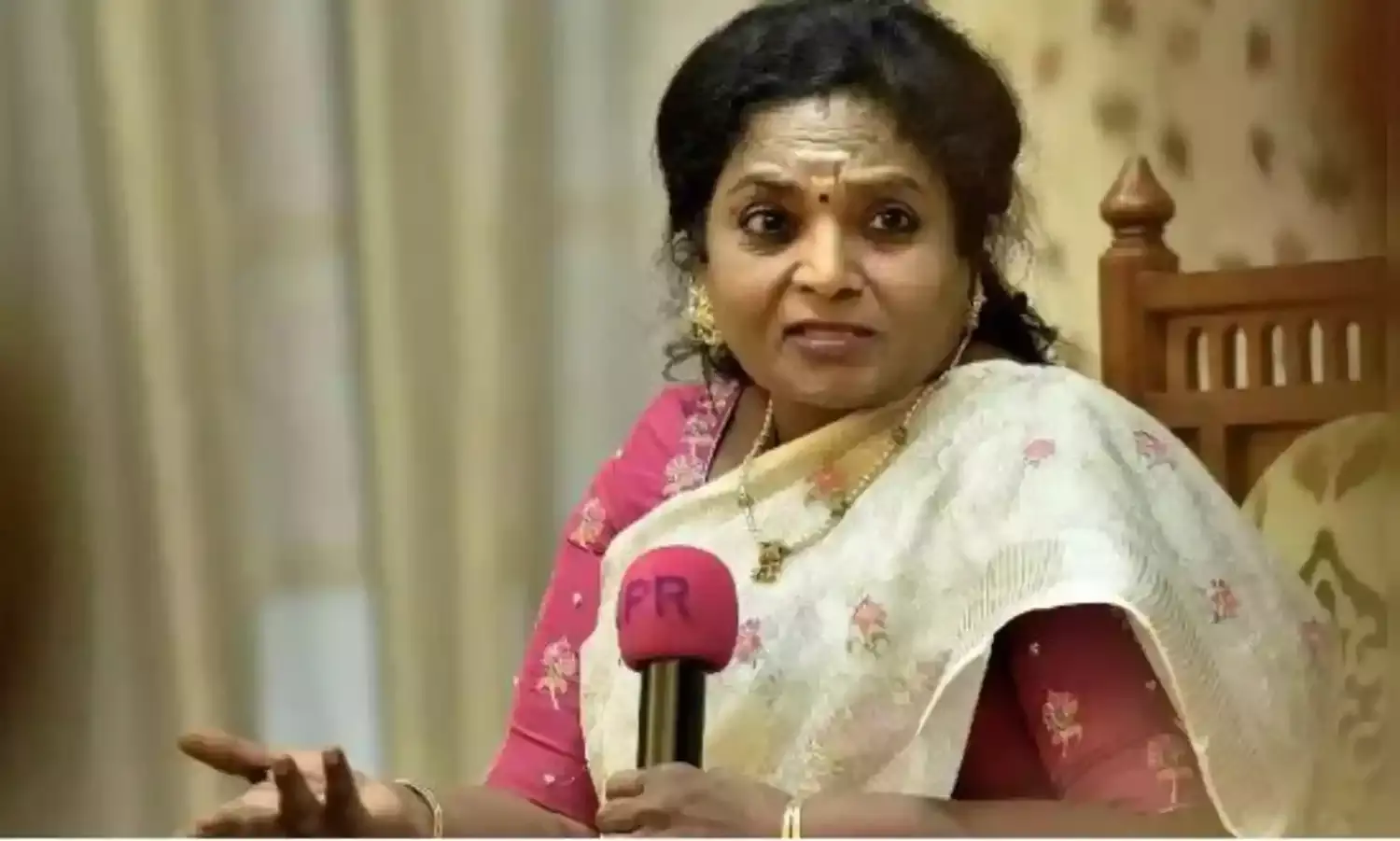 TS : సీఎస్‌ శాంతికుమారిపై గవర్నర్‌ తమిళిసై సీరియస్‌