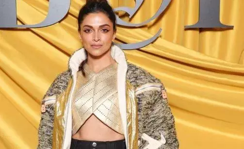 Oscar : ఆస్కార్ ప్రదానోత్సవంలో దీపికా పదుకునే Oscar : ఆస్కార్ ప్రదానోత్సవంలో దీపికా పదుకునే