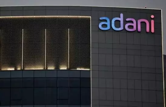 Adani Group : కంపెనీ వాటాలను అమ్ముతున్న అదానీ సంస్థ Adani Group : కంపెనీ వాటాలను అమ్ముతున్న అదానీ సంస్థ