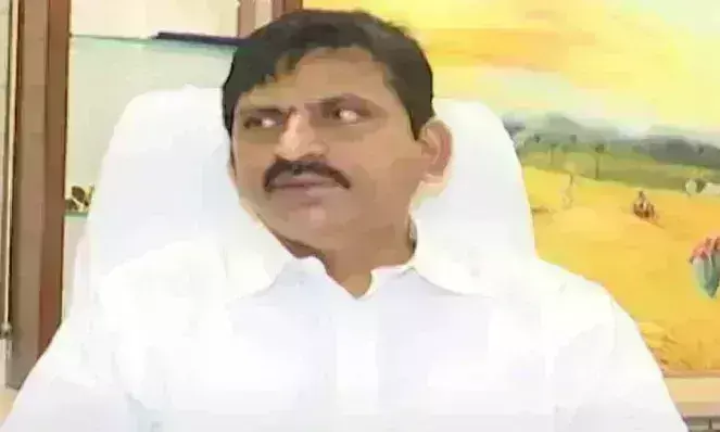 తెలంగాణ బిడ్డల కళ్లల్లో నీళ్లు, ఆత్మహత్యలు తప్ప ఏమీ మిగల్లేదు తెలంగాణ బిడ్డల కళ్లల్లో నీళ్లు, ఆత్మహత్యలు తప్ప ఏమీ మిగల్లేదు