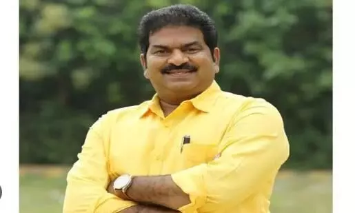 AP : అధికార లాంఛనాలతో వరుపుల రాజా అంత్యక్రియలు AP : అధికార లాంఛనాలతో వరుపుల రాజా అంత్యక్రియలు