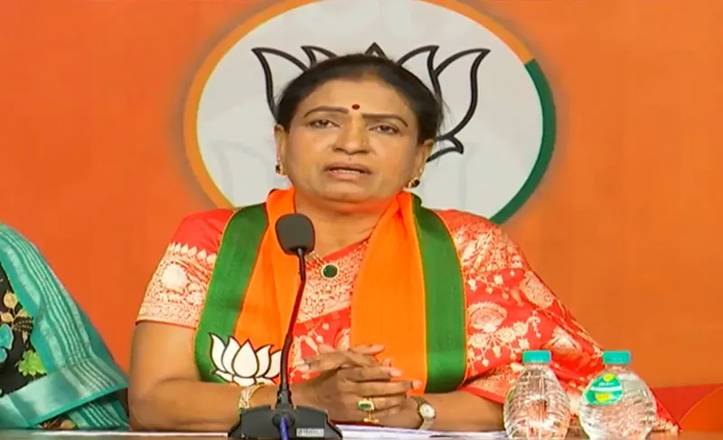 TS : ఈడీ నోటీసులు వస్తాయని కవితకు ముందే తెలుసా : డీకే అరుణ