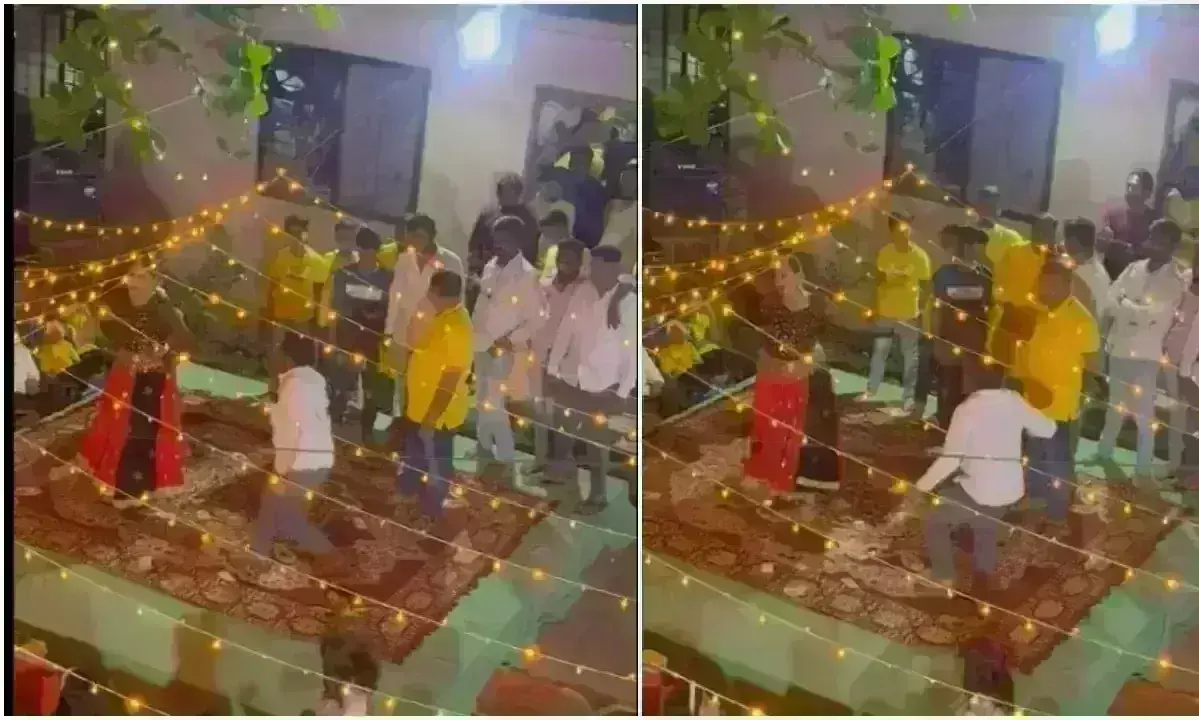 Hubili: నర్తకిపై చిల్లరేసి అభాసుపాలయ్యాడు... Hubili: నర్తకిపై చిల్లరేసి అభాసుపాలయ్యాడు...