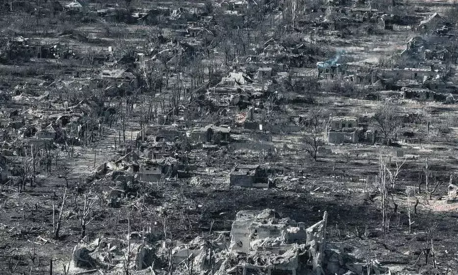 Russia, Ukraine War: బూడిద కుప్పగా మారిన డొనెట్స్క్ Russia, Ukraine War: బూడిద కుప్పగా మారిన డొనెట్స్క్