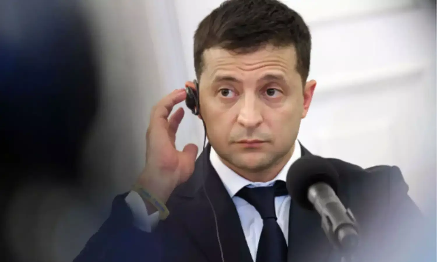 Ukrainian President: ఆస్కార్ వేదికపై ప్రసంగించే అవకాశాన్ని కోల్పోయిన జెలెన్స్కీ Ukrainian President: ఆస్కార్ వేదికపై ప్రసంగించే అవకాశాన్ని కోల్పోయిన జెలెన్స్కీ
