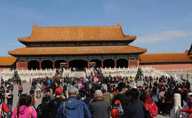 China: మూడు సంవత్సరాల తర్వాత పర్యాటకులను ఆహ్వానిస్తున్న చైనా.. China: మూడు సంవత్సరాల తర్వాత పర్యాటకులను ఆహ్వానిస్తున్న చైనా..