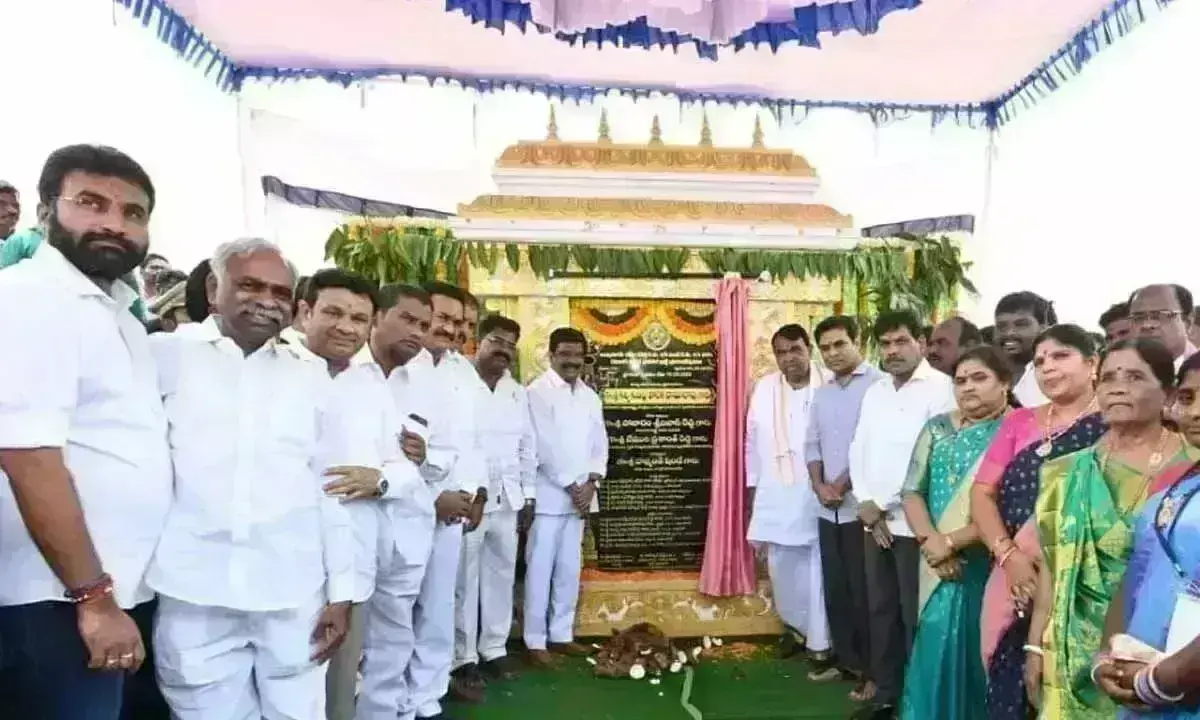 TS: నాగమడుగు ఎత్తిపోతలకు కేటీఆర్ శంఖుస్థాపన TS: నాగమడుగు ఎత్తిపోతలకు కేటీఆర్ శంఖుస్థాపన