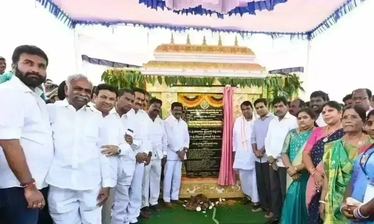 TS: నాగమడుగు ఎత్తిపోతలకు కేటీఆర్ శంఖుస్థాపన TS: నాగమడుగు ఎత్తిపోతలకు కేటీఆర్ శంఖుస్థాపన