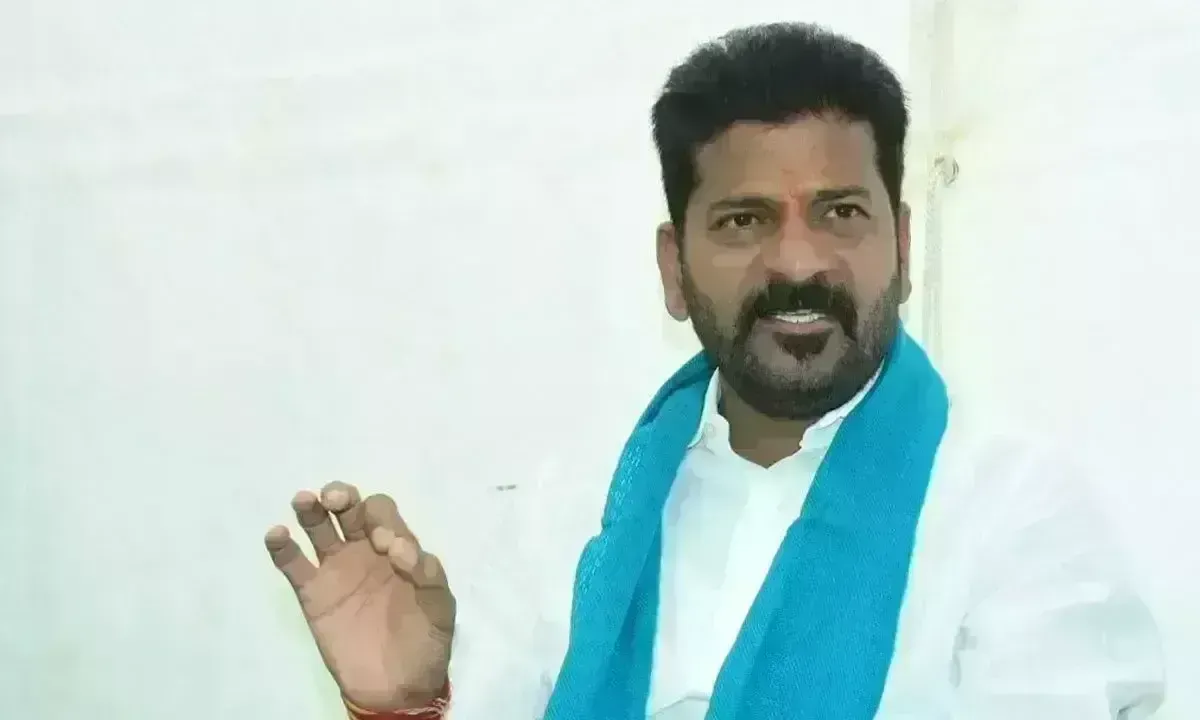 కాంగ్రెస్ ఎత్తిపోతల పథకాలే.. కేసీఆర్ తిప్పిపోతల పథకాలు: రేవంత్ కాంగ్రెస్ ఎత్తిపోతల పథకాలే.. కేసీఆర్ తిప్పిపోతల పథకాలు: రేవంత్
