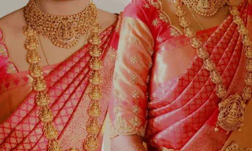 Gold and Silver Rates Today : పెరిగిన బంగారం, వెండి ధరలు.. ఈ రోజు మార్కెట్లో ఈ విధంగా..