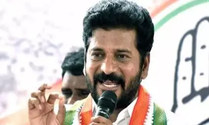 Telangana: సిట్ నోటీసులపై రేవంత్ ఆగ్రహం Telangana: సిట్ నోటీసులపై రేవంత్ ఆగ్రహం