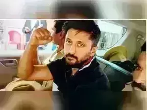 కన్నడ నటుడు చేతన్ అహింస అరెస్ట్ కన్నడ నటుడు చేతన్ అహింస అరెస్ట్