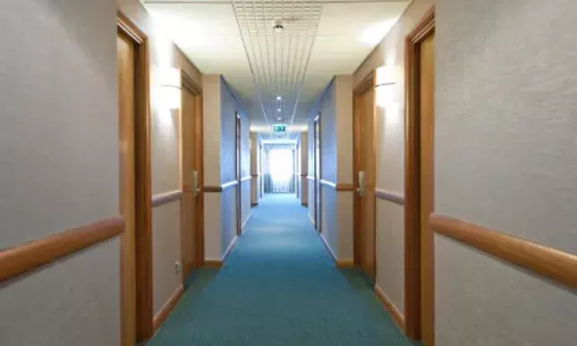 Suicide : అనారోగ్యం వదలట్లేదు.. అందుకే ఆత్మహత్య