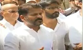 TSPSC Paper Leak: నాదగ్గర ఉన్న సమాచారం అందించా: రేవంత్ TSPSC Paper Leak: నాదగ్గర ఉన్న సమాచారం అందించా: రేవంత్