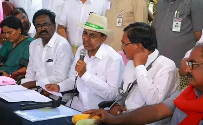 Khammam: అకాల వర్షంతో పంట నష్టం.. రూ.200 కోట్లు ప్రకటించిన సీఎం Khammam: అకాల వర్షంతో పంట నష్టం.. రూ.200 కోట్లు ప్రకటించిన సీఎం