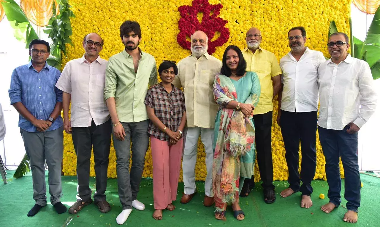 Cinema: మరో వారసుడు, హీరోగా రవితేజ తమ్ముడి కొడుకు Cinema: మరో వారసుడు, హీరోగా రవితేజ తమ్ముడి కొడుకు