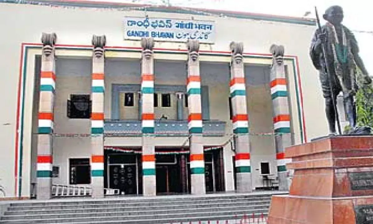 రాహుల్కు అండగా తెలంగాణ కాంగ్రెస్ ఆందోళన బాట రాహుల్కు అండగా తెలంగాణ కాంగ్రెస్ ఆందోళన బాట