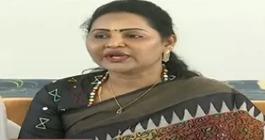 శ్రీదేవి గోడు.. మైండ్ బ్లాక్ అయింది.. రిటర్న్ గిఫ్ట్ పక్కా శ్రీదేవి గోడు.. మైండ్ బ్లాక్ అయింది.. రిటర్న్ గిఫ్ట్ పక్కా