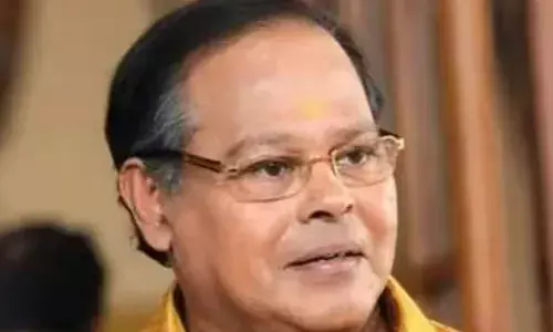 Malayalam: మలయాళ ఇండస్ట్రీలో విషాదం.. రెండుసార్లు క్యాన్సర్‌ నుండి బయటపడి చివరకు..