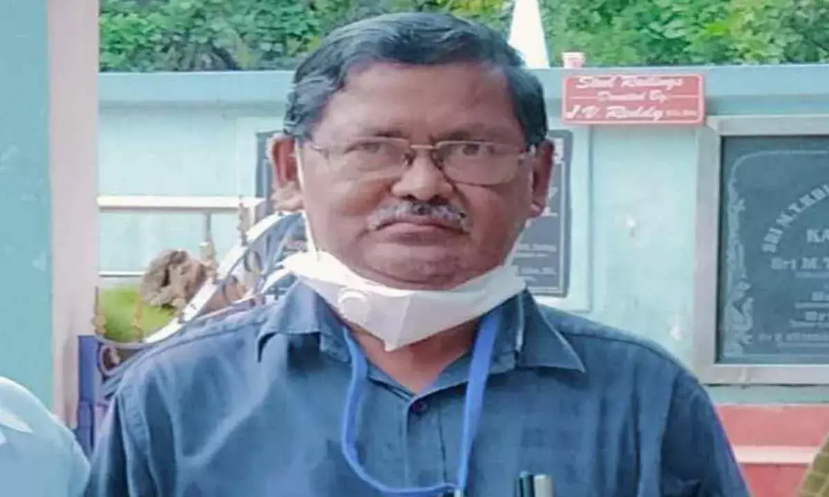 కడప జిల్లాలో దళిత డాక్టర్ అచ్చెన్న దారుణ హత్య కడప జిల్లాలో దళిత డాక్టర్ అచ్చెన్న దారుణ హత్య