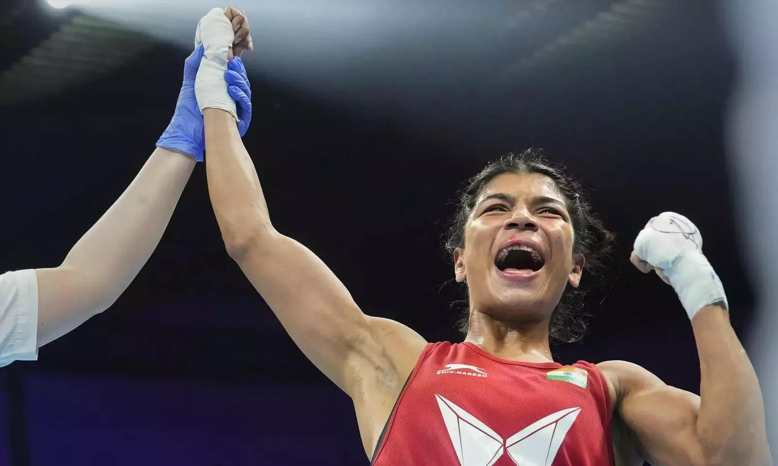 World Boxing Championship: శభాష్ జరీన్... సీఎం కేసీఆర్ అభినందనలు World Boxing Championship: శభాష్ జరీన్... సీఎం కేసీఆర్ అభినందనలు