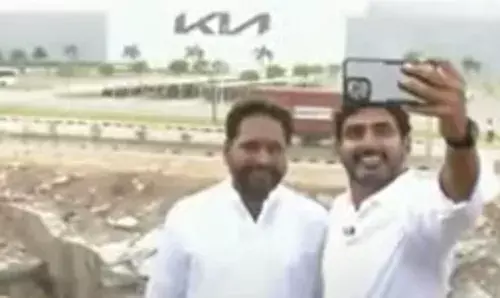 ఇదీ చంద్రబాబు ఘనత .. లోకేష్ సంతోషం ఇదీ చంద్రబాబు ఘనత .. లోకేష్ సంతోషం