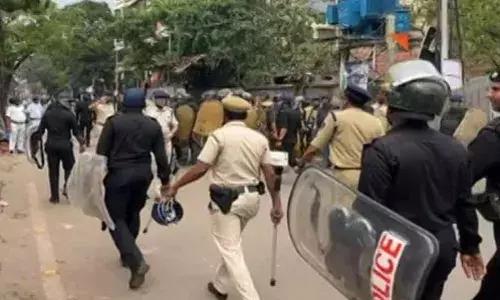 West Bengal : హౌరాలో ఉద్రిక్త పరిస్థితులు