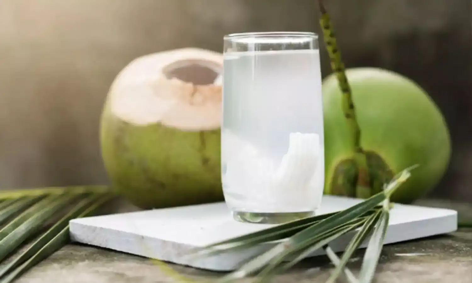 coconut water: వేసవిలో కొబ్బరి నీళ్లు.. 5 ప్రయోజనాలు coconut water: వేసవిలో కొబ్బరి నీళ్లు.. 5 ప్రయోజనాలు