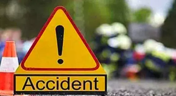 Breaking News : అపార్ట్ మెంట్ పైనుంచి పడి కార్మికుడి మృతి Breaking News : అపార్ట్ మెంట్ పైనుంచి పడి కార్మికుడి మృతి