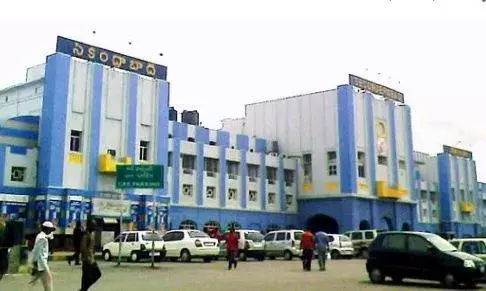 TS : సికింద్రాబాద్‌ రైల్వే స్టేషన్‌ కు బీజేపీ నేతలు