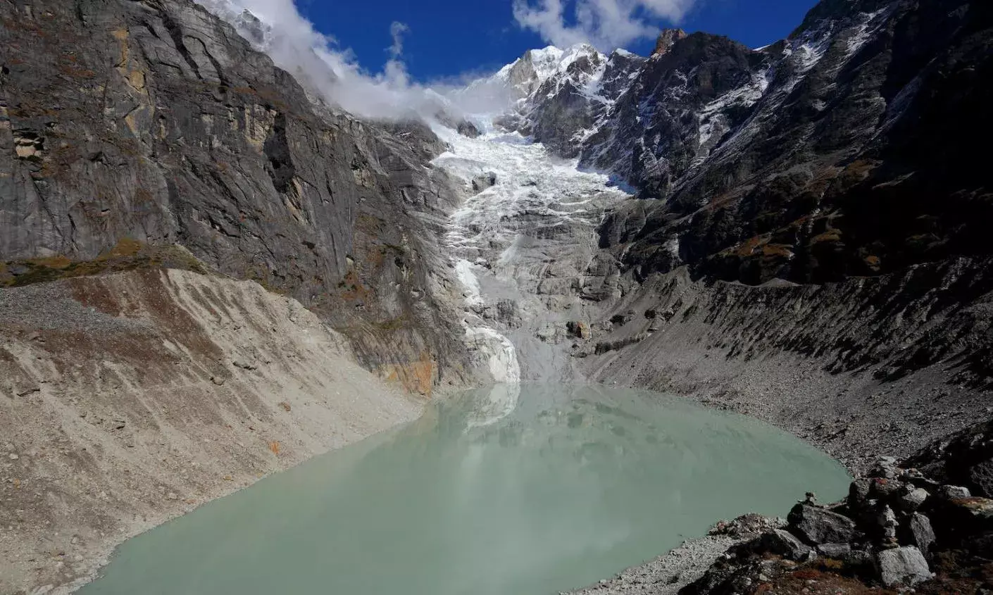 Himalayas Loosing Glaciers: వెయ్యికాదు కానీ, 57కోట్ల ఏనుగుల బలాన్ని కోల్పోయాం.... Himalayas Loosing Glaciers: వెయ్యికాదు కానీ, 57కోట్ల ఏనుగుల బలాన్ని కోల్పోయాం....