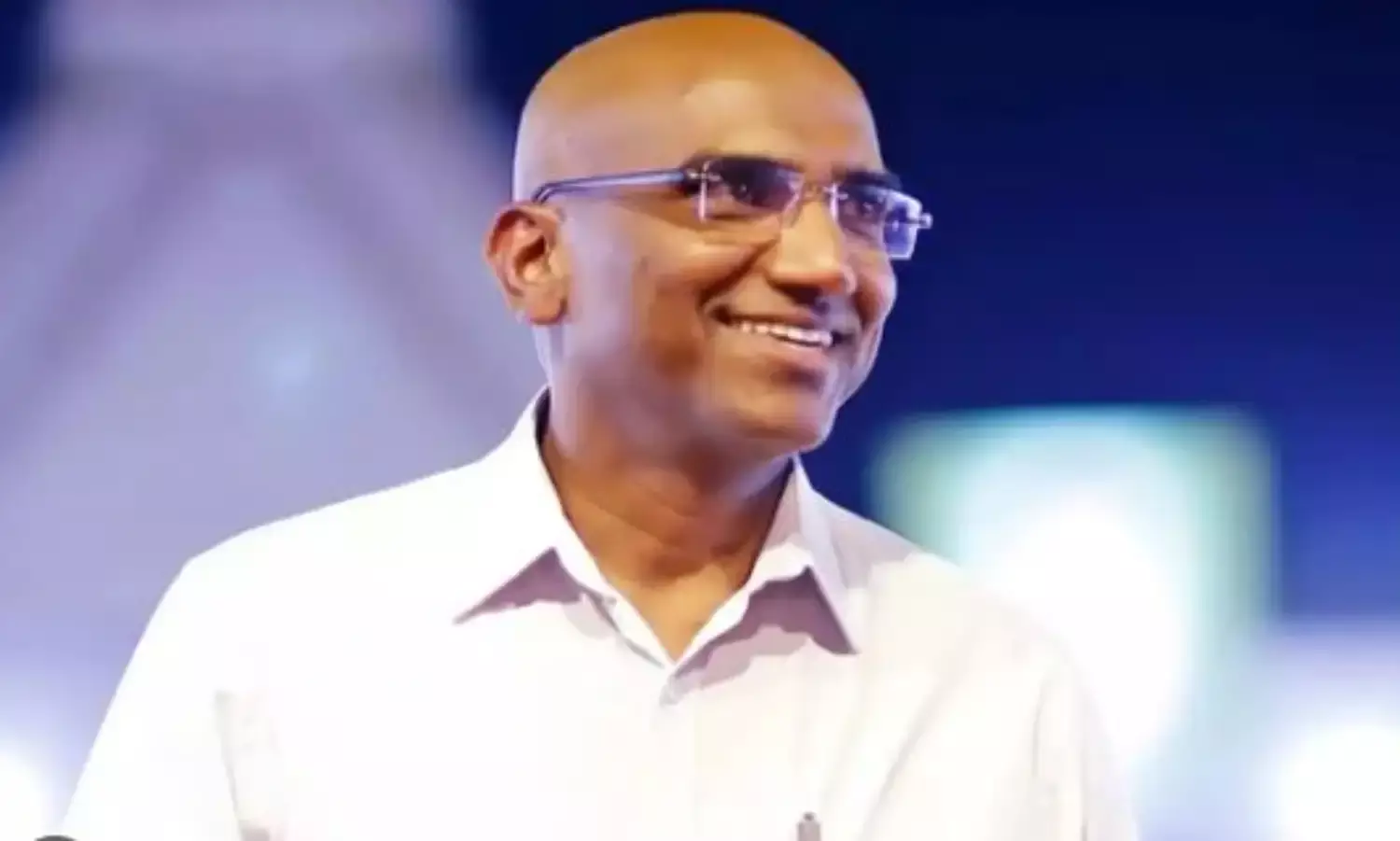 TS : బండి సంజయ్ పై పీడీ చట్టం ప్రయోగించాలి : ఆర్ ఎస్ ప్రవీణ్ కుమార్ TS : బండి సంజయ్ పై పీడీ చట్టం ప్రయోగించాలి : ఆర్ ఎస్ ప్రవీణ్ కుమార్