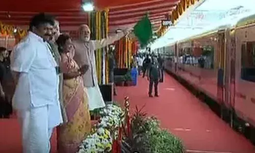 Telangana : వందేభారత్ రైలును ప్రారంభించిన ప్రధాని మోదీ