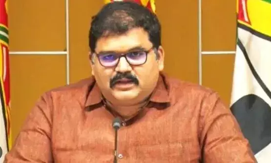 AP : దోచుకోవడం దాచుకోవడం జగన్కు అలవాటు : పట్టాభి AP : దోచుకోవడం దాచుకోవడం జగన్కు అలవాటు : పట్టాభి