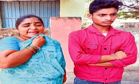 SSC Paper Leak : టెన్త్ విద్యార్థికి హైకోర్టులో ఊరట