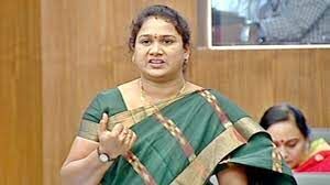 వైసీపీ ఎమ్మెల్యేను అడ్డుకున్న ఆదివాసీలు..జీవో నెంబర్ 52ను రద్దు చేయాలని డిమాండ్