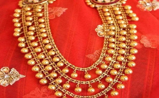 Gold and Silver Rates Today : పెరిగిన బంగారం, వెండి ధరలు.. Gold and Silver Rates Today : పెరిగిన బంగారం, వెండి ధరలు..