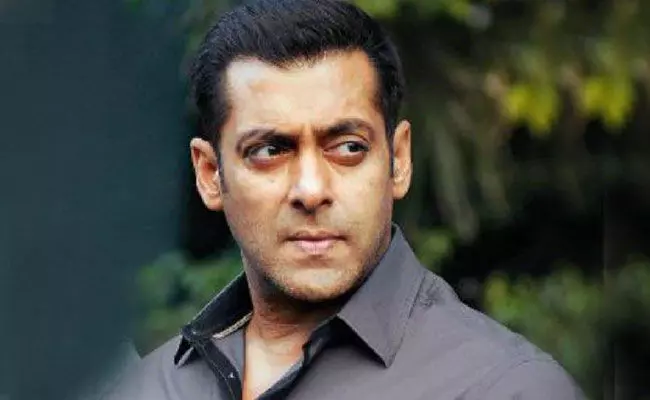 Bollywood: సల్మాన్కు మరో బెదిరింపు కాల్.. ఏప్రిల్ 30 టార్గెట్.. Bollywood: సల్మాన్కు మరో బెదిరింపు కాల్.. ఏప్రిల్ 30 టార్గెట్..