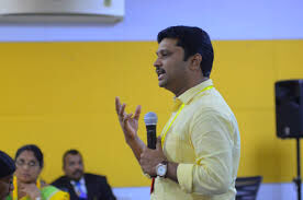 స్టిక్కర్లు అంటించడం తప్ప జగన్‌ చేసిందేమీ లేదు: మద్దిపాటి