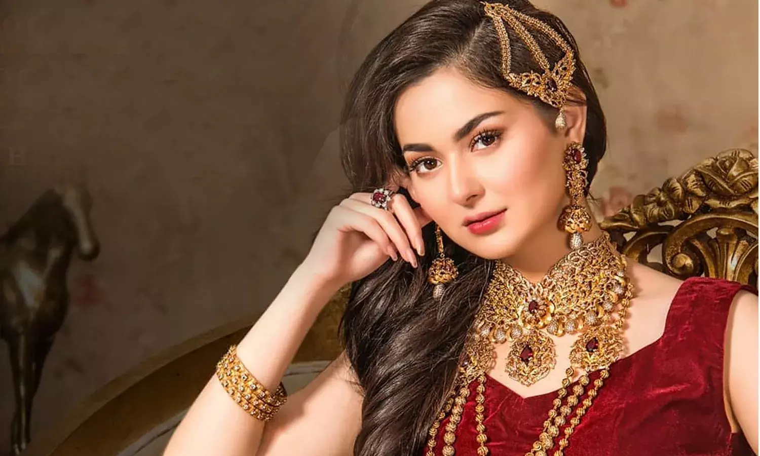 Gold and Silver Rates Today : తగ్గిన బంగారం, వెండి ధరలు.. Gold and Silver Rates Today : తగ్గిన బంగారం, వెండి ధరలు..
