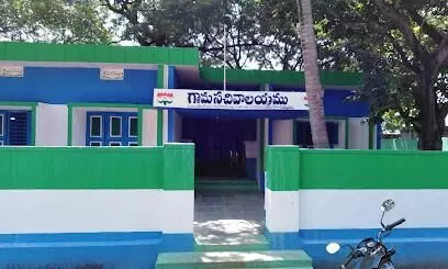 పంచాయతీలపై పిడుగు..డీపీవో వాహనం అద్దెను చెల్లించాలి పంచాయతీలపై పిడుగు..డీపీవో వాహనం అద్దెను చెల్లించాలి