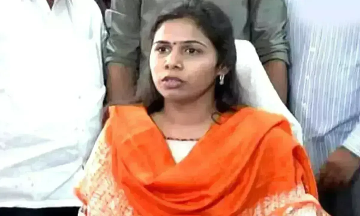 ఈ అరెస్టులు ఇంతటితో ఆగవు: భూమా అఖిలప్రియ ఈ అరెస్టులు ఇంతటితో ఆగవు: భూమా అఖిలప్రియ