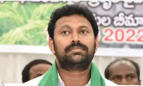అవినాష్‌ రెడ్డికి హైకోర్టులో వారం రోజులు ఊరట