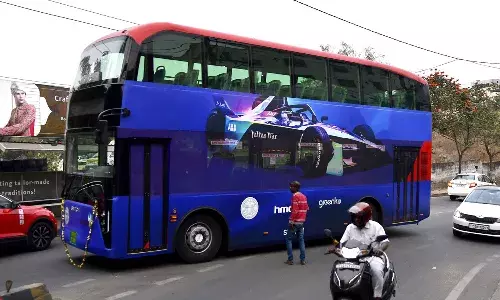 భాగ్యనగర్లో డబుల్ డెక్కర్.. కొన్ని రోజులు ఉచితంగా ప్రయాణం భాగ్యనగర్లో డబుల్ డెక్కర్.. కొన్ని రోజులు ఉచితంగా ప్రయాణం