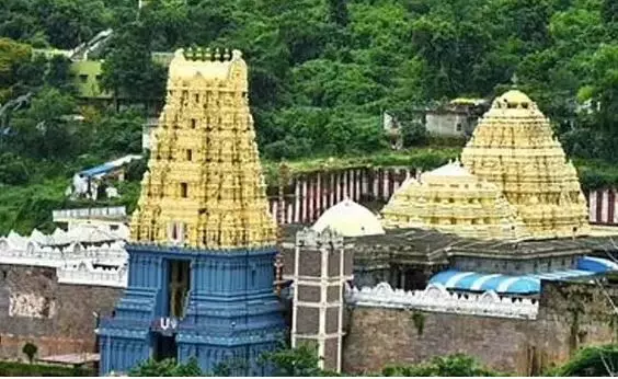 సింహాచలం ట్రస్ట్ బోర్డు సభ్యుల లేఖ కలకలం సింహాచలం ట్రస్ట్ బోర్డు సభ్యుల లేఖ కలకలం