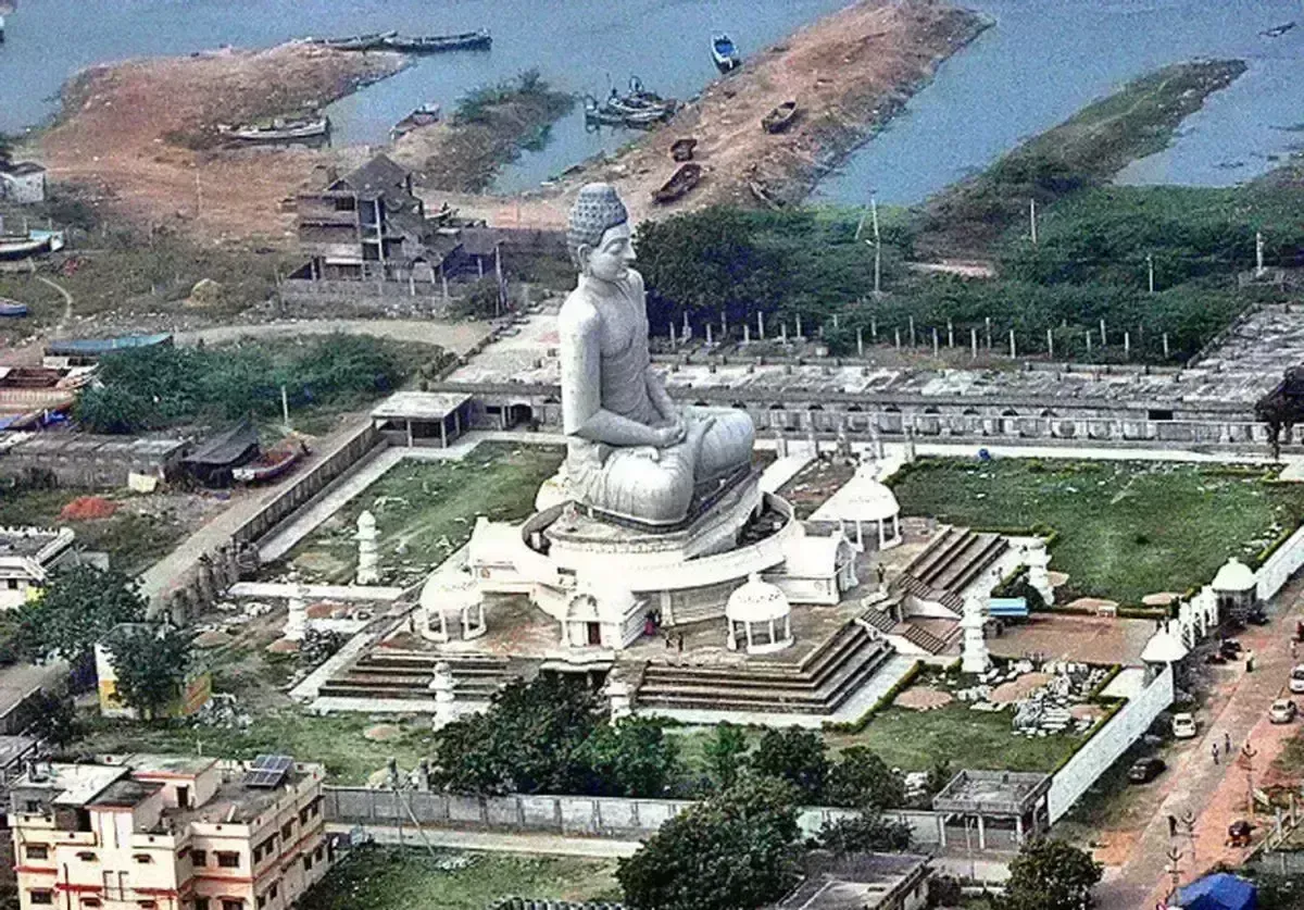 అమరావతిలో మళ్లీ అలజడి అమరావతిలో మళ్లీ అలజడి